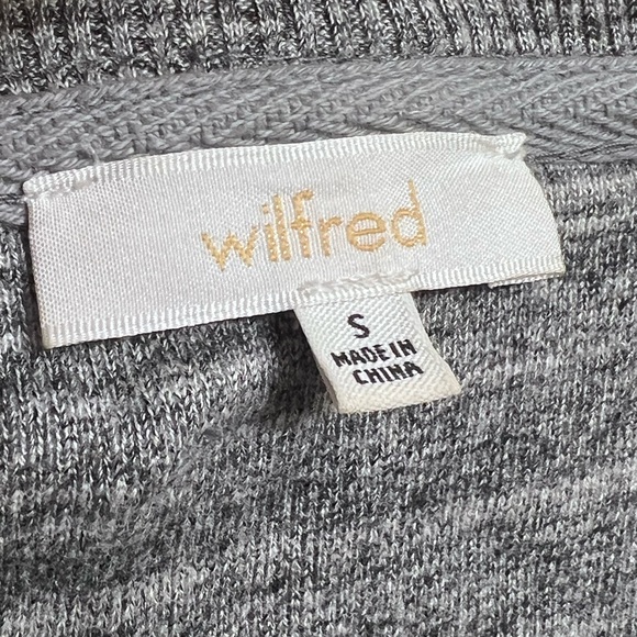 Wilfred from Aritzia, Classic Diderot Sweater, light grey, size Small, EUC - Picture 14 of 15